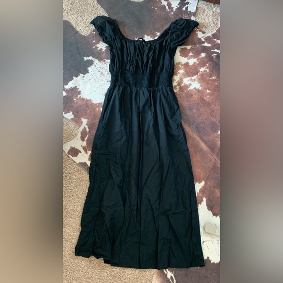 Universal Thread Black Maxi - Picture 1 of 2